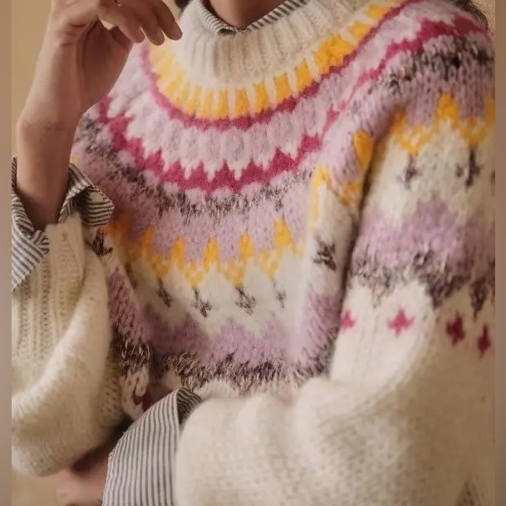 Women's Multicolor Patterned Sweater